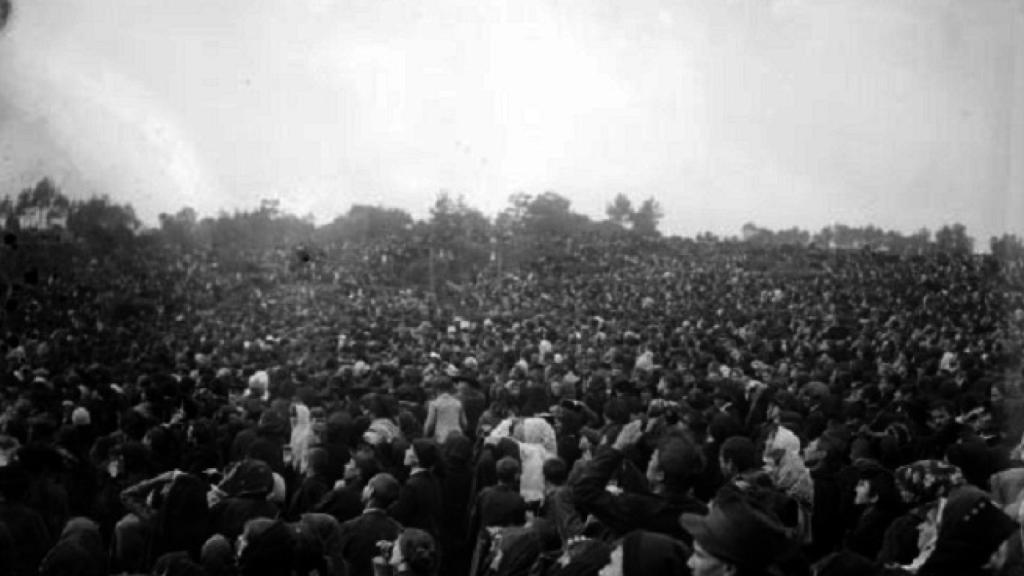 Más de 70.000 personas presenciaron el milagro del sol el 13 de octubre de 1917