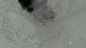 Captura del vídeo de la 'madre de todas las bombas' explotando en Afganistán.