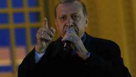 Erdogan ha sugerido convocar otro referendo sobre la pena capital.