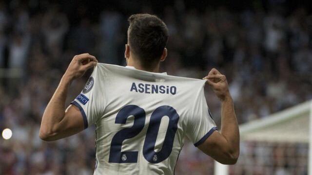 Marco Asensio en el momento que celebra su gol al Bayern.