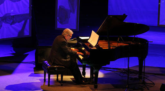 José María Vitier durante un concierto en <em>Canción de otoño</em>, 2015