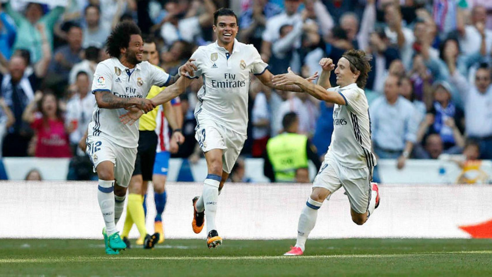 Marcelo, Pepe y Modric celebrando el gol