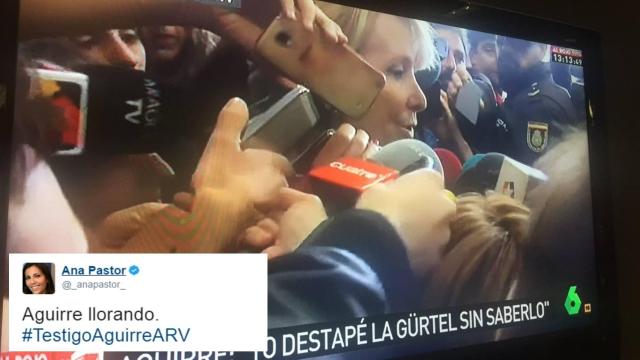 La periodista Ana Pastor es una de las usuarias de Twitter que capturó el momento.