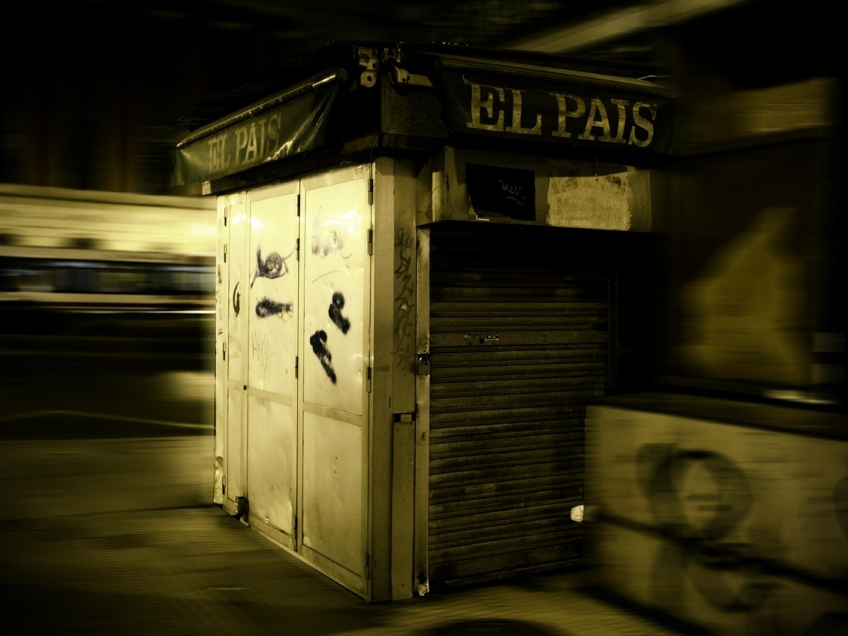Kiosco de la Plaza del Carmen, en Gijón. Tremenda metáfora, ¿eh?