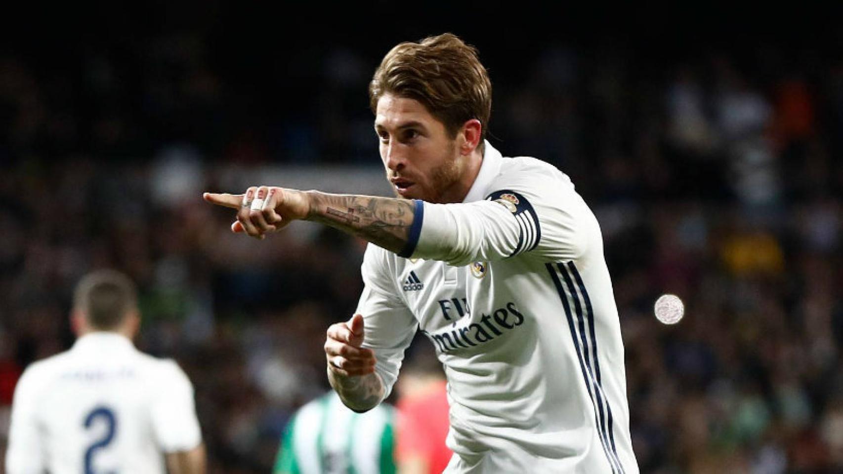 Ramos dedica su gol a la grada