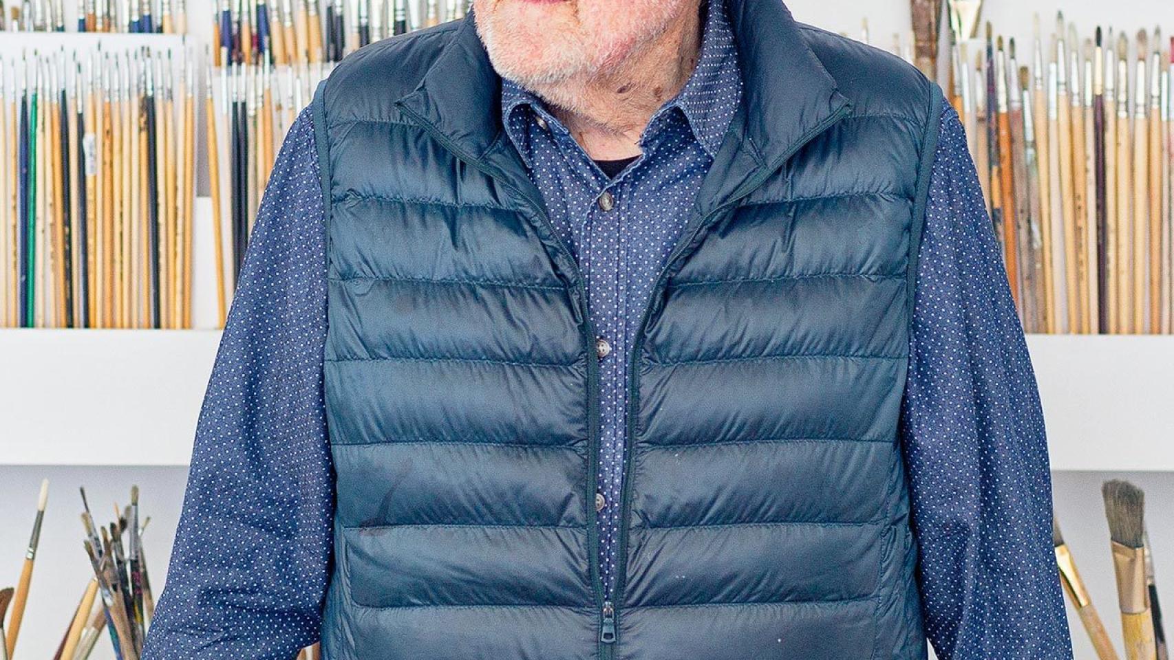 Juan Genovés en su estudio de Madrid.