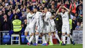 El Real Madrid celebrando el gol de la vitoria ante el Betis. Foto: Lucía Contreras/El Bernabéu