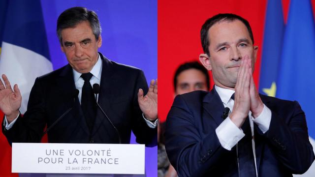 Françóis Fillon y Benoit Hamon, tras reconocer su derrota.