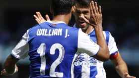 Willian José celebra el gol con la Real Sociedad.