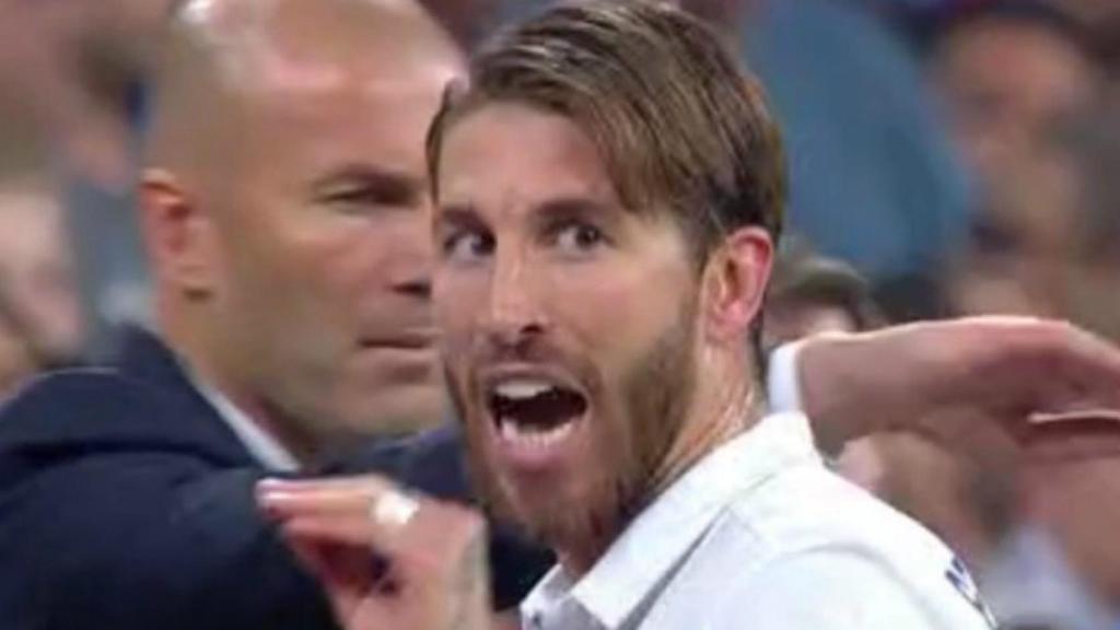 Sergio Ramos estalla contra Piqué tras su expulsión   Foto: Twitter (@elchiringuitotv)
