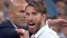 Sergio Ramos estalla contra Piqué tras su expulsión   Foto: Twitter (@elchiringuitotv)