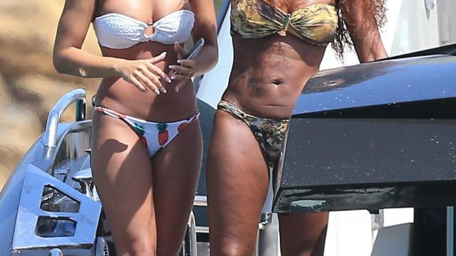 Mel B, durante unas vacaciones con amigos.