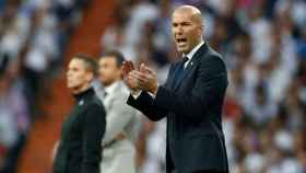 Zidane en el banquillo
