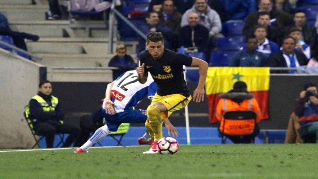 Giménez, durante el choque contra el Espanyol. Foto: Twitter (@JoseMaGimenez13)