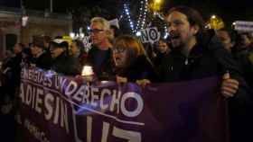 Varios dirigentes de Unidos Podemos durante una manifestación.