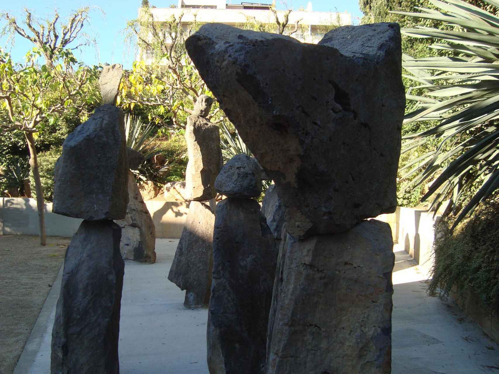 Escultura de Xavier Corberó a Esplugues.