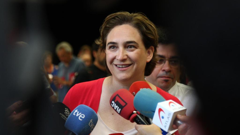 Ada Colau seguirá ostentando el cargo de alcaldesa de Barcelona.