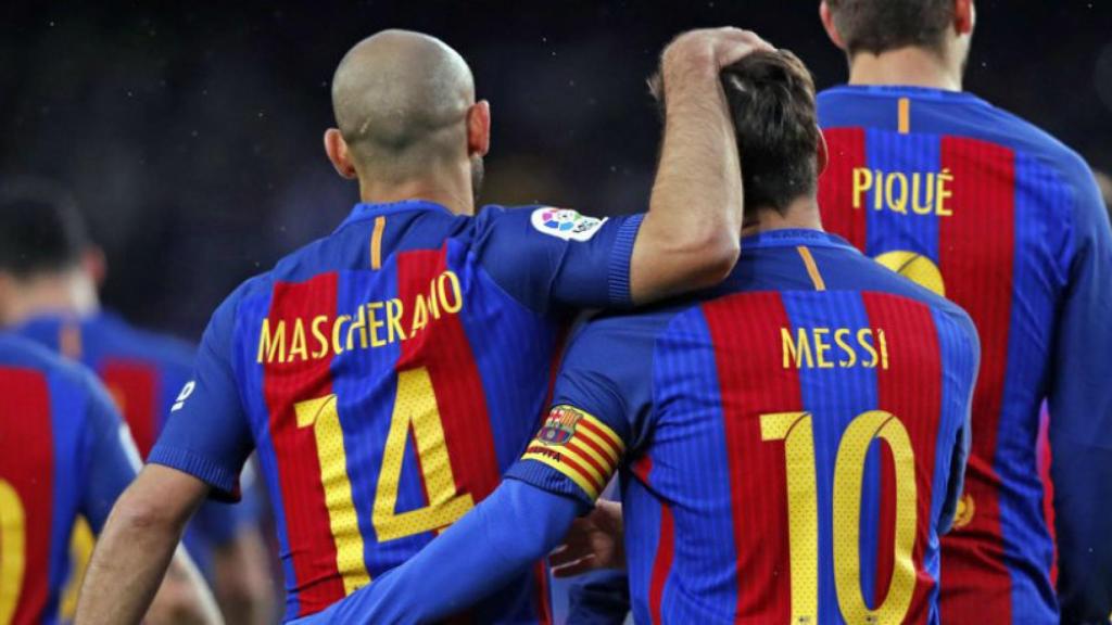 Messi y Mascherano celebran un gol ante el Osasuna   Foto: fcbarcelona.es