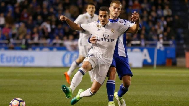 Lucas Vázquez pelea con Bergantiños