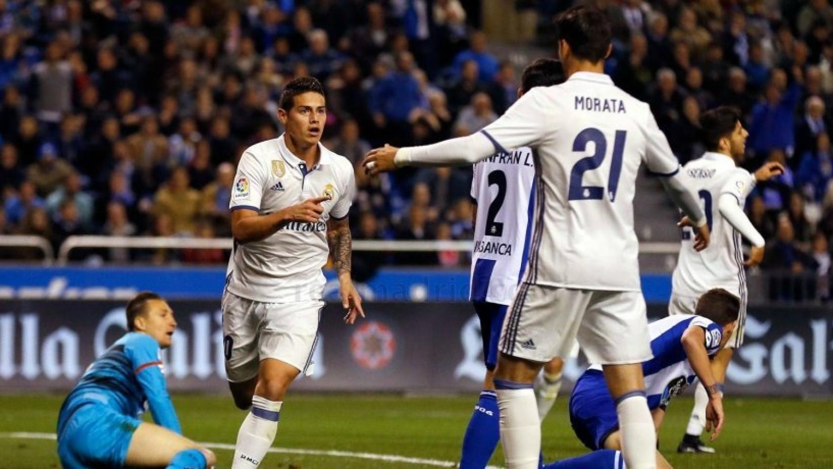 James celebra su gol con Morata