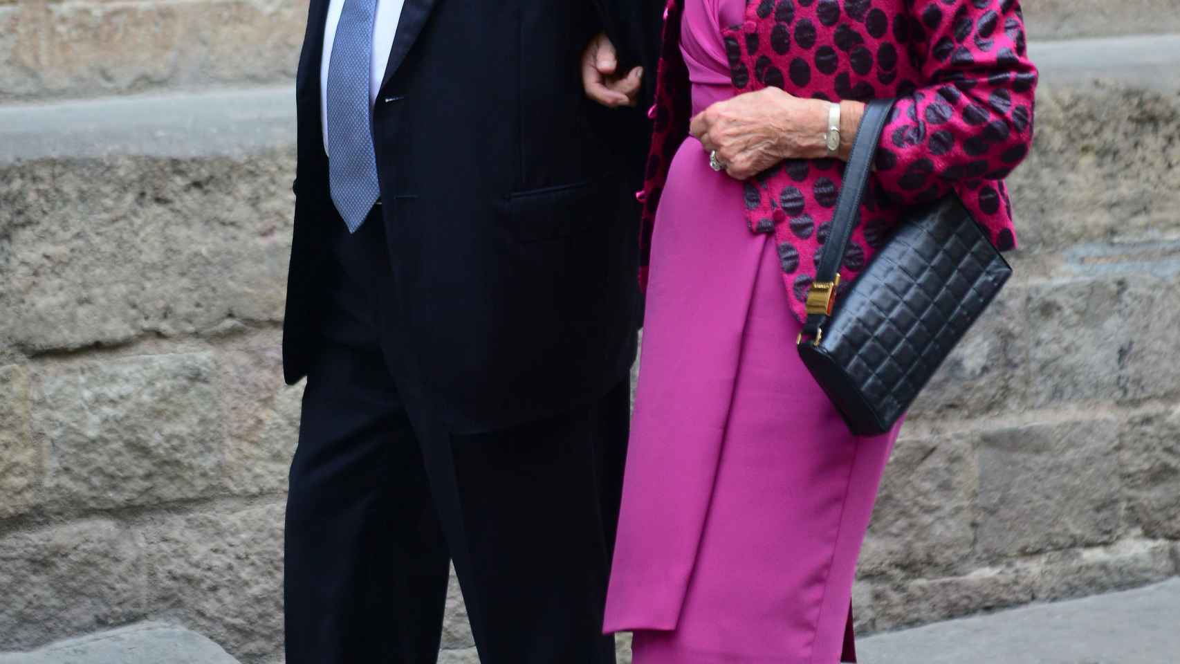 Marta Ferrusola y Jordi Pujol asisten a la boda de Anna Brufau y Pablo Lara, 2013.