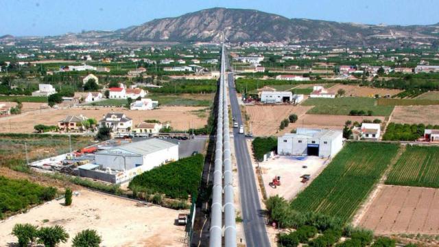 El canal del trasvase Tajo-Segura.