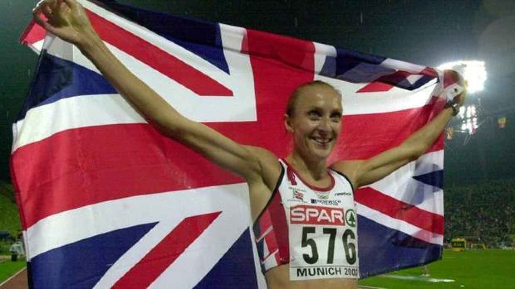 Paula Radcliffe, tras ganar una carrera con Reino Unido.