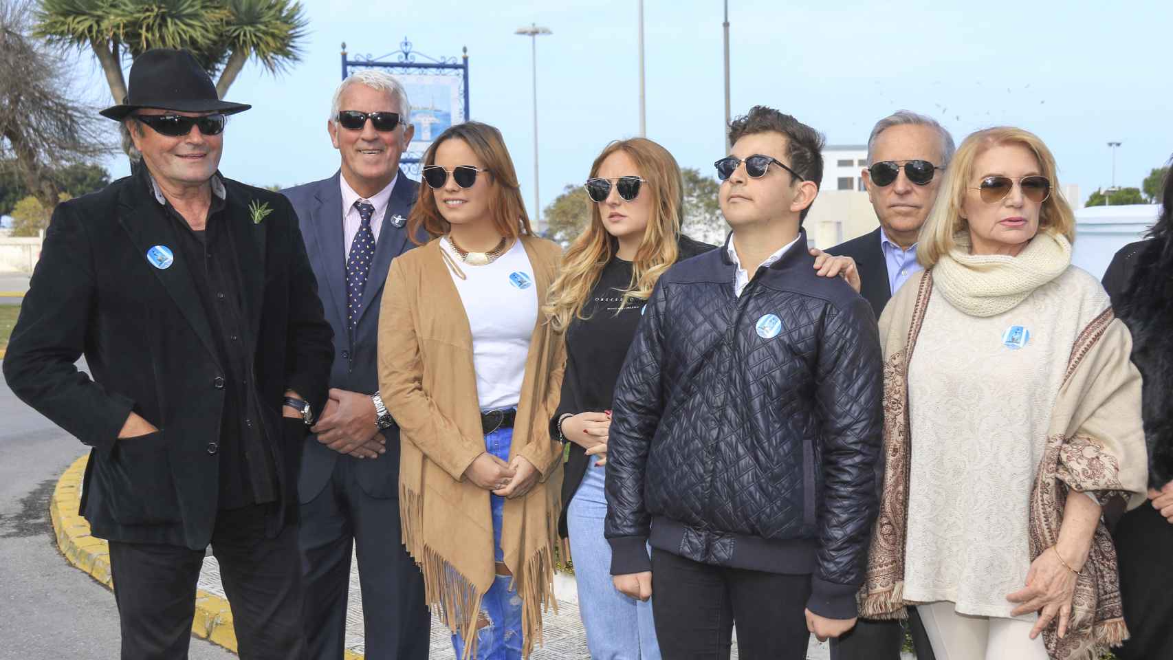 Amador Mohedano, Gloria Camila, Rocío Flores, David Flores y Gloria Mohedano, en el homenaje a Rocío Jurado.