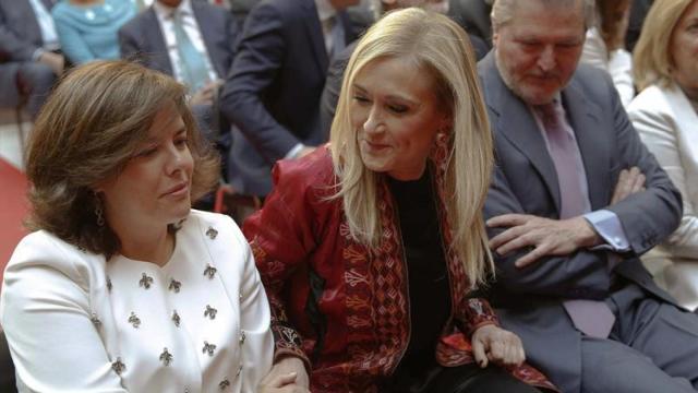 Sáenz de Santamaría, Cifuentes y Méndez de Vigo, en la celebración del Dos de Mayo en Madrid.