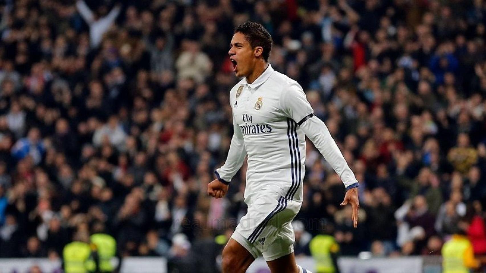 Varane celebrando un gol