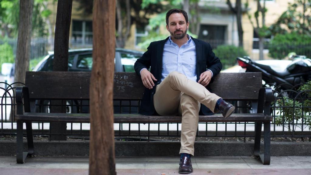 Abascal, en un banco.