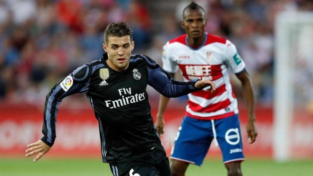 Kovacic conduce el balón