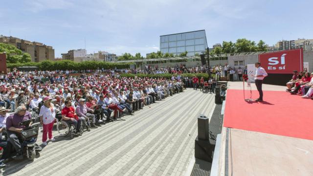 Momento del mitin de Pedro Sánchez este domingo en Murcia.