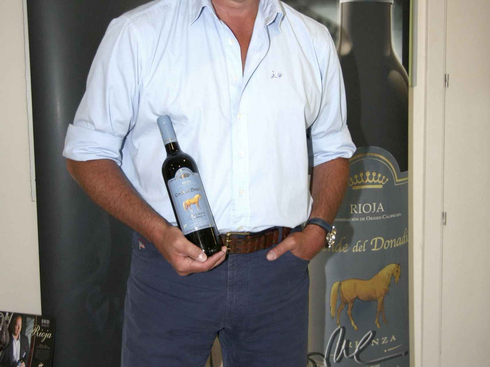 Bertin Osborne durante la presentación de uno de sus vinos.