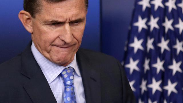 Michael Flynn, ex asesor de Seguridad Nacional, acusado de ser chantajeado por Rusia