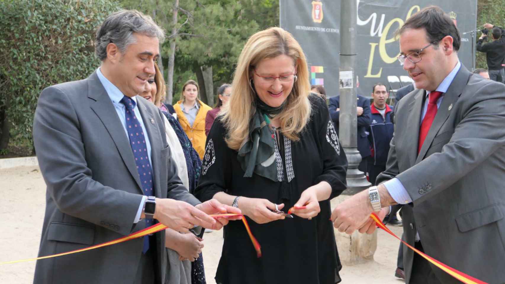 Mariscal, Gabás y Prieto, de izquierda a derecha, durante la inauguración