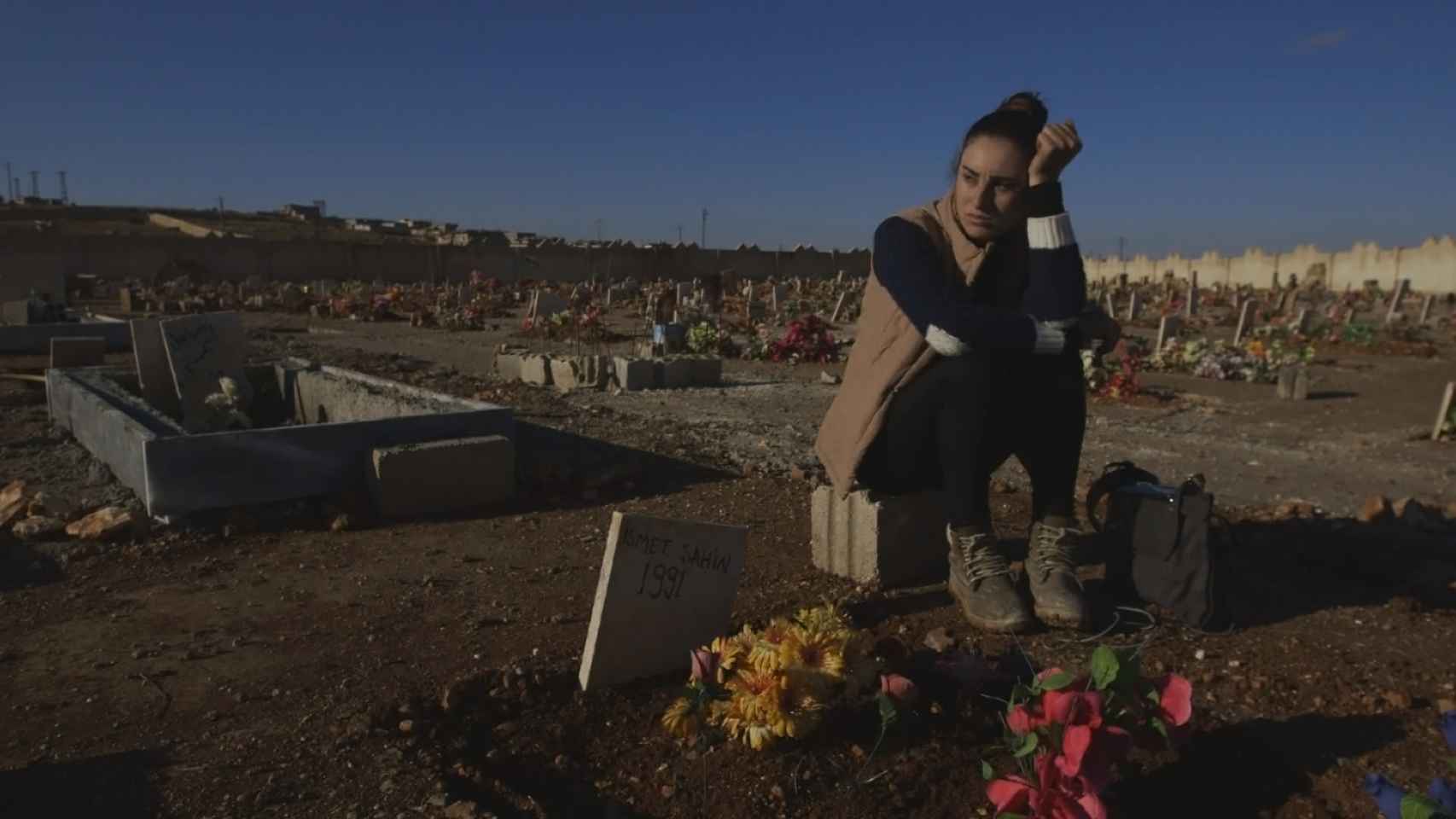 Dilovan Kiko en un fotograma de Radio Kobani.