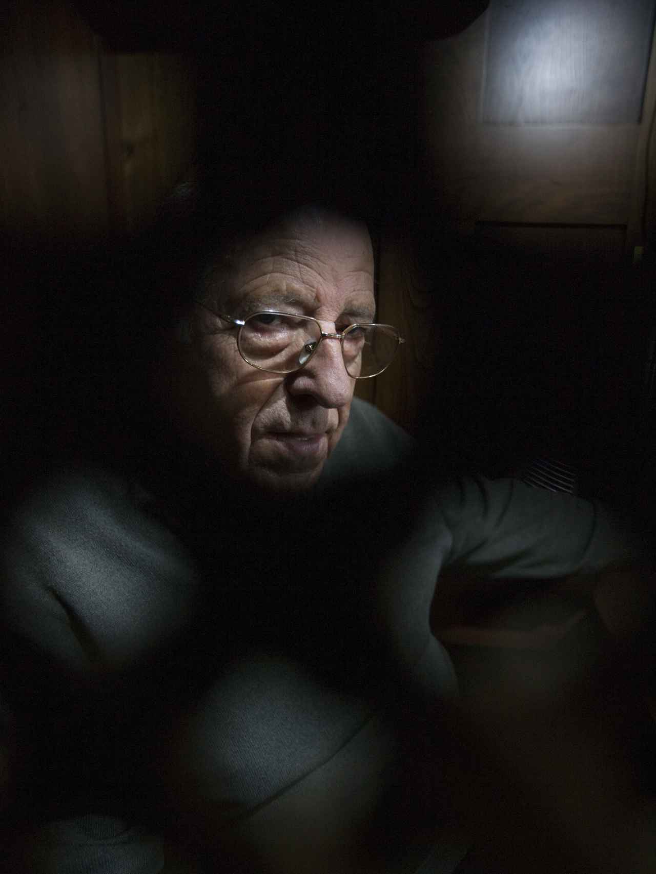 José Luis Portela tiene 74 años y lleva 15 ejerciendo como exorcista.