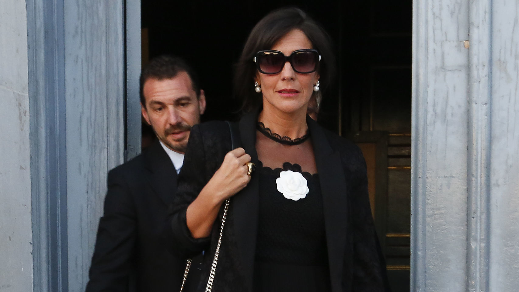 Concha Azuara en la misa funeral de Palomo Linares.