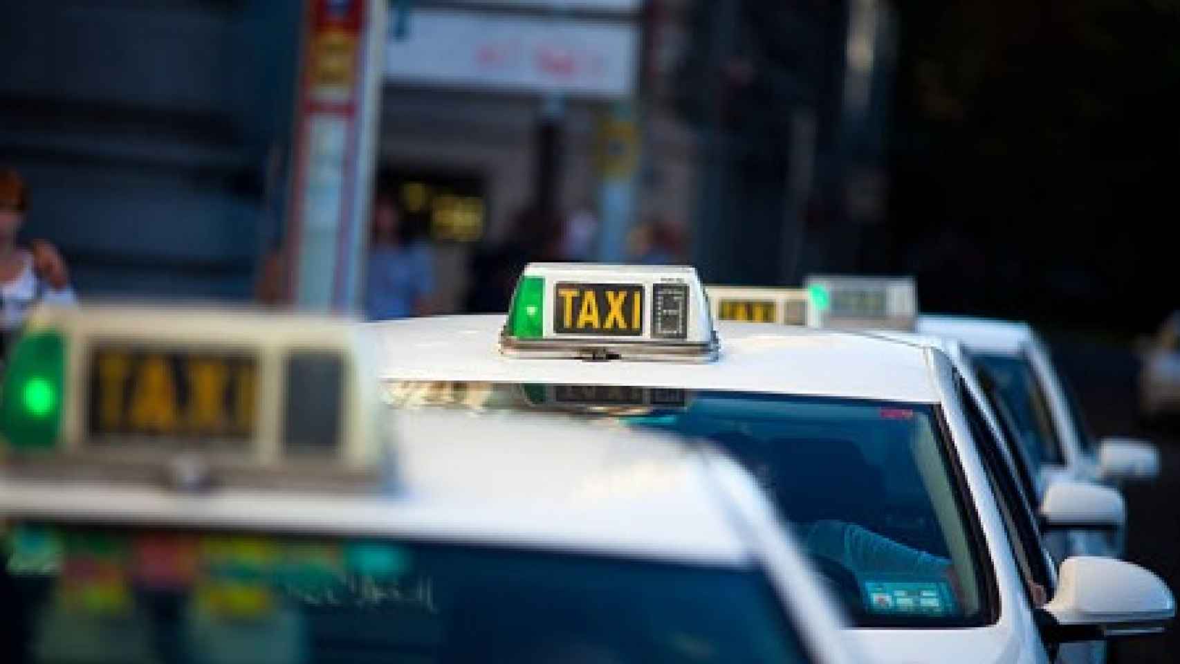 Taxis madrileños libres.