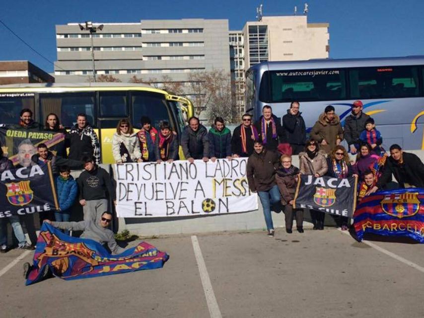 Peña Barcelonista de Jaca. En ella muchos de sus integrantes lo pasan de miedo viajando de un lado a otro de la península con el equipo de sus amores.