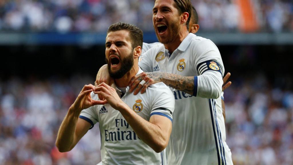 Nacho celebrando su gol.