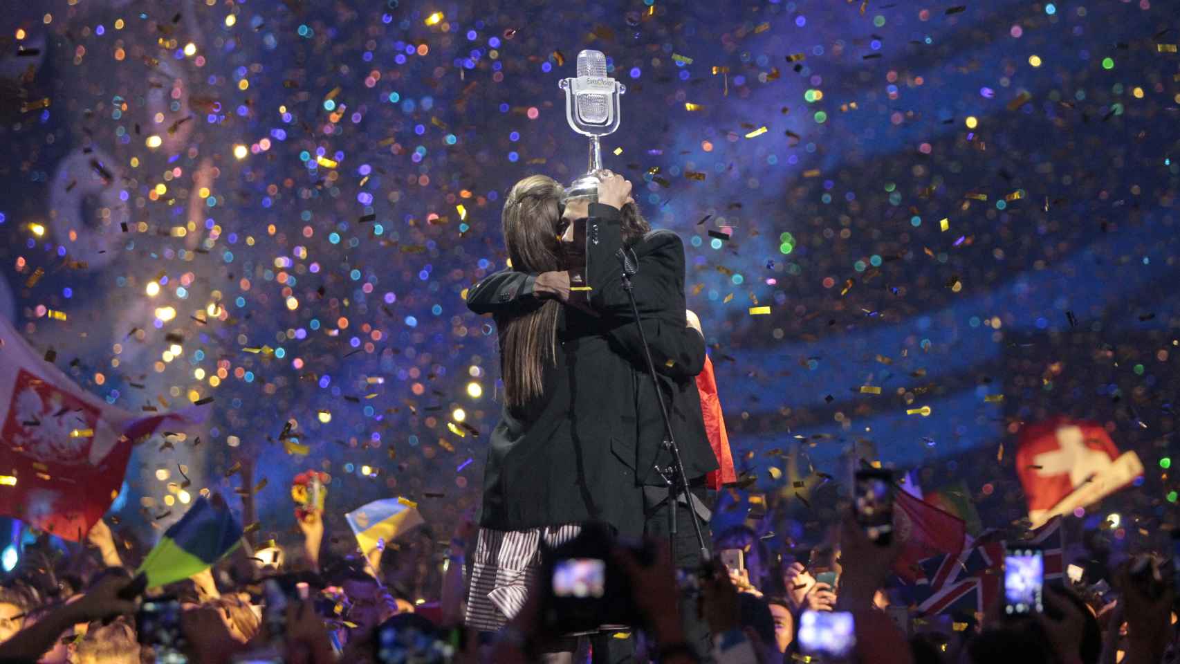 Salvador Sobral al ganar Eurovisión 2017.