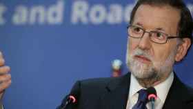 Rajoy pide seriedad tras el anuncio de Sánchez de presentar una moción de censura