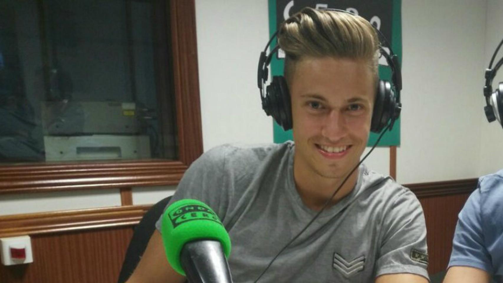 Marcos Llorente en Onda Cero. Foto. Twitter (@ElTransistorOC)