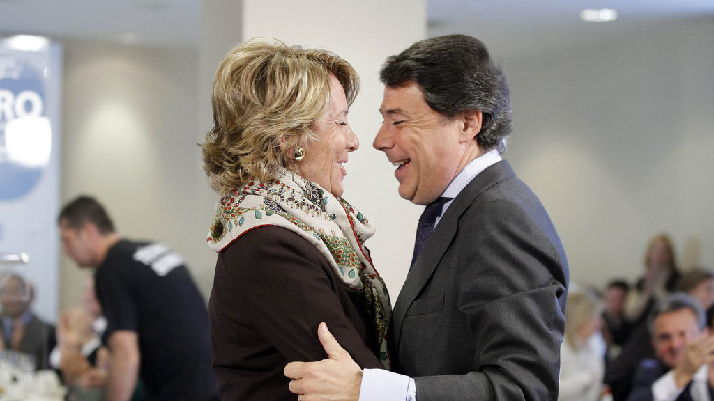 La Fiscalía incluye a Aguirre en la red de decisión para financiar irregularmente al PP de Madrid