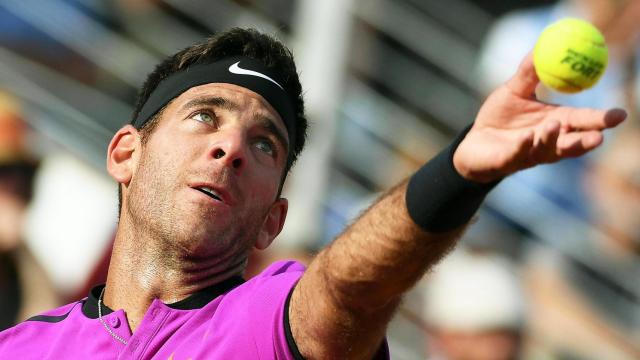 Del Potro, sacando en su partido ante Nishikori.