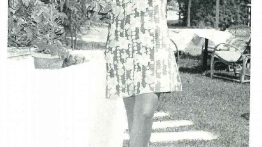Maria Teresa Campos posa en el año 1967 para un anuario de Radio Popular Málaga.