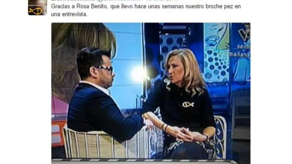 Los broches de la firma de Beatriz Saura llegaron al programa Sálvame, de Telecinco.
