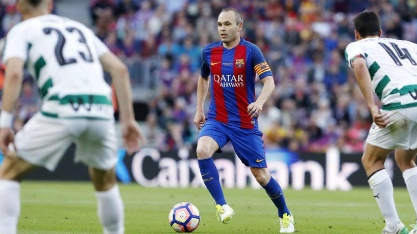 Iniesta contra el Eibar. Foto: @fcbarcelona_es